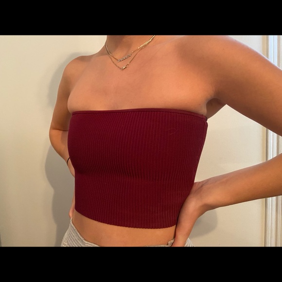 SOLD!!! ARITZIA TUBE TOP - Picture 2 of 3
